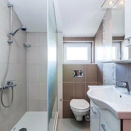 Two-bedroom In Pakoštane