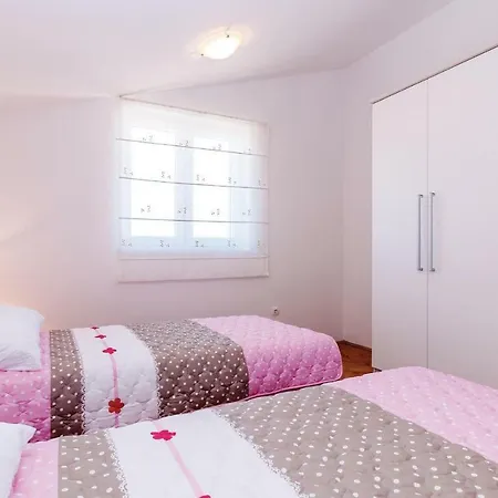 아파트 Two-bedroom In 파코스탄
