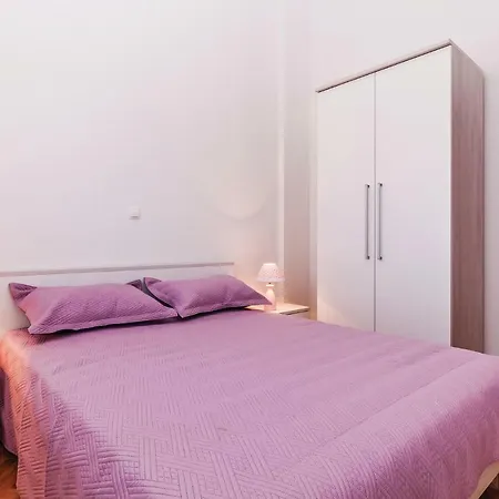 Two-bedroom In Apartman